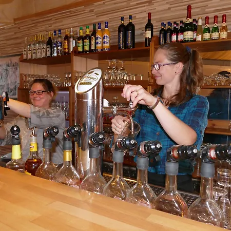 Отель Eurocamp Spreewaldtor Gross Leuthen